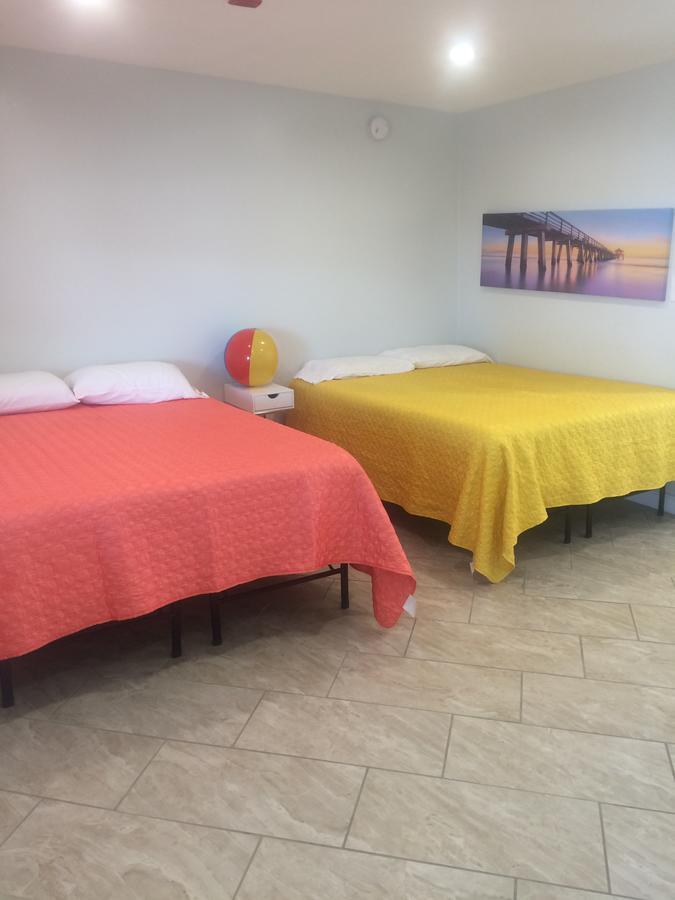 Beach Ball Inn Уэстерли Экстерьер фото